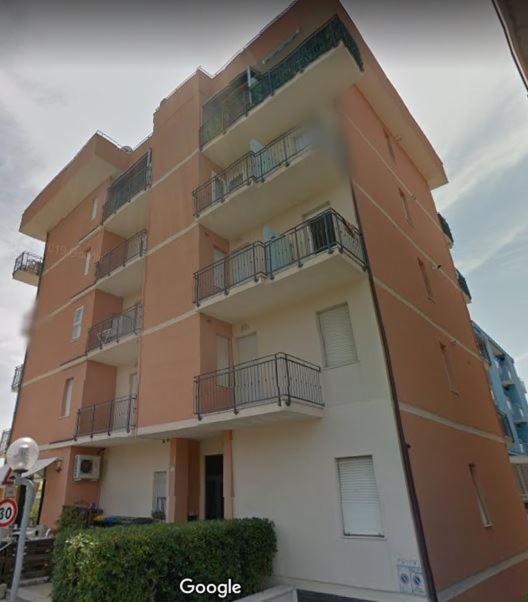 Appartamento Vista Mare 米萨诺阿德里亚蒂科 外观 照片